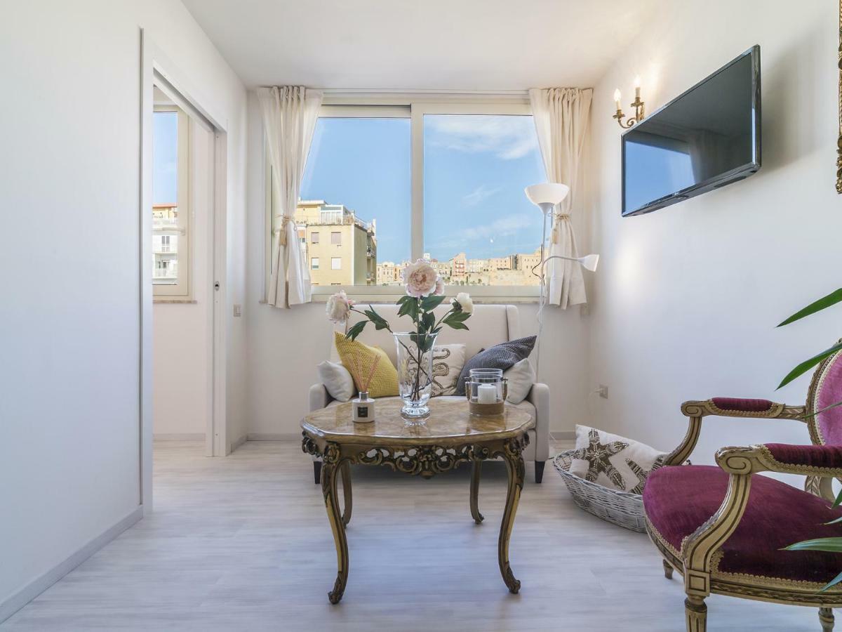 Sky And Sea Apartment Cagliari Exterior photo